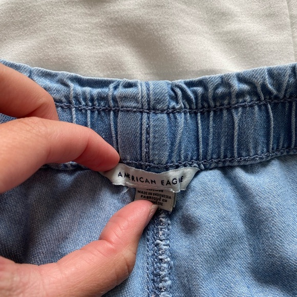 AE Shorts - Picture 6 of 7